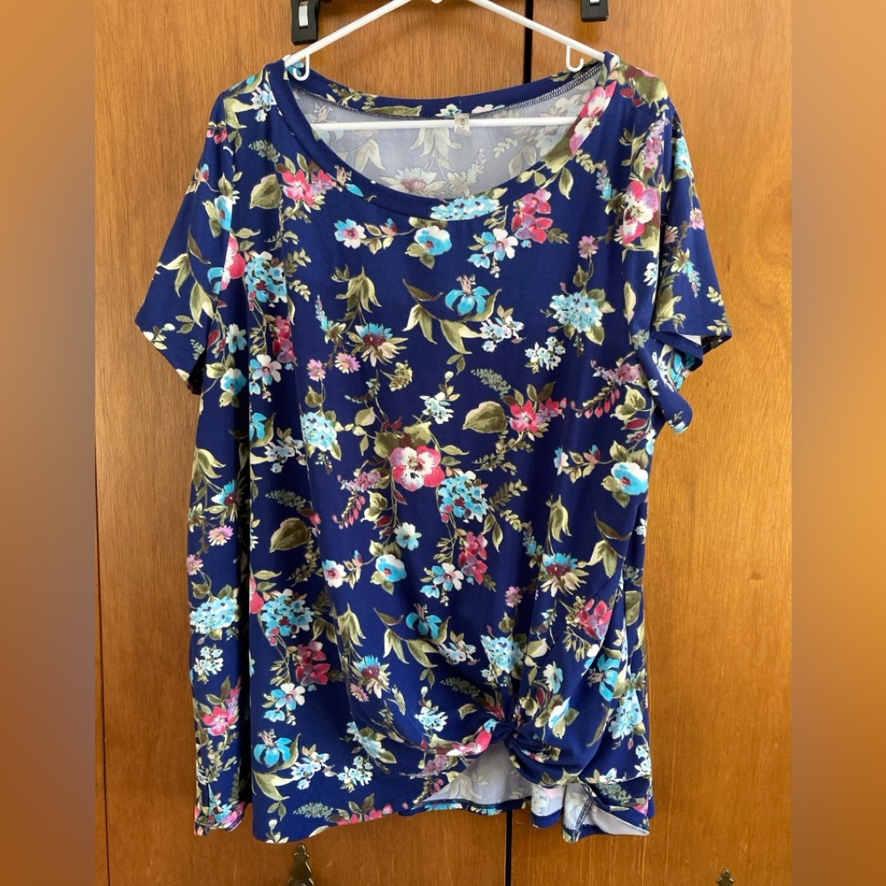 Emerald Floral Print Blue Top